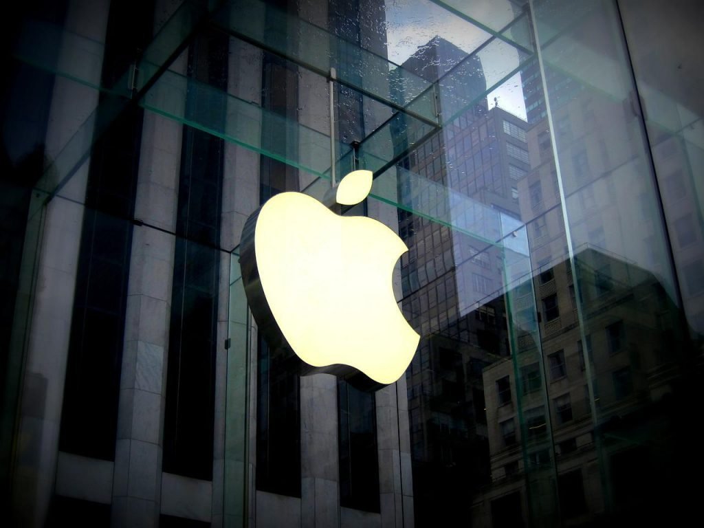 Here’s How an iOS App Can Expand Your Business Worldwide